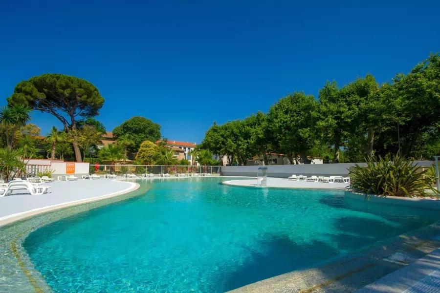 Camping Des Sept Fonts Agde Extérieur photo